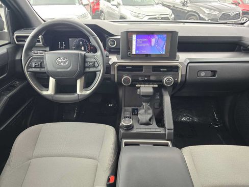 Certified 2025 Toyota 4Runner SR5 AWD/4WD image 17