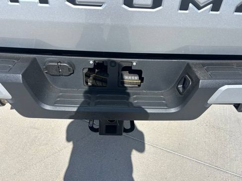 Used 2026 Toyota Tacoma SR5 RWD image 10
