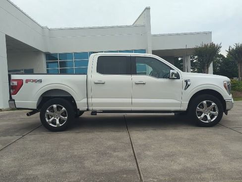 Used 2022 Ford F150 Lariat w/ Equipment Group 502A High AWD/4WD image 8