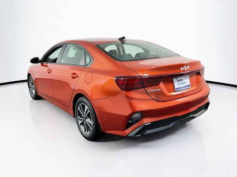 Used 2023 Kia Forte LXS w/ LXS Technology Package FWD image 7