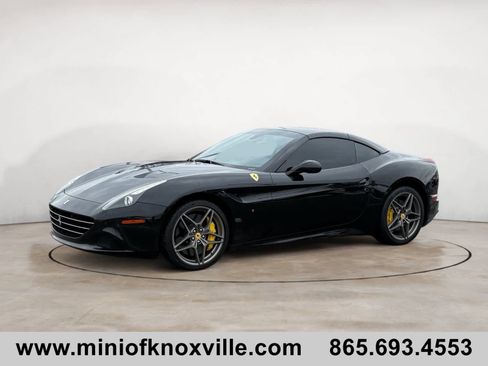 Used 2016 Ferrari California T image 7
