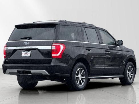 Used 2020 Ford Expedition XLT w/ Equipment Group 202A image 3