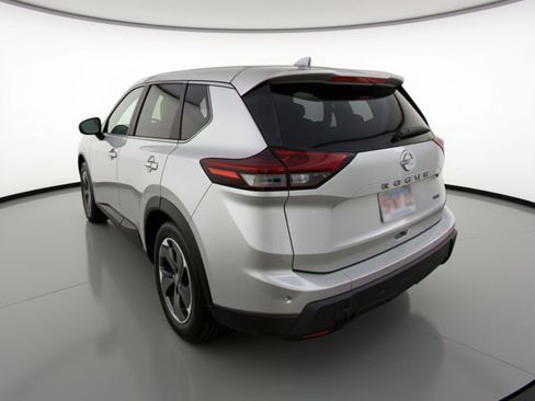 Used 2025 Nissan Rogue SV AWD/4WD image 6