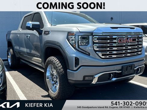 Used 2023 GMC Sierra 1500 Denali w/ Denali Reserve Package AWD/4WD image 1