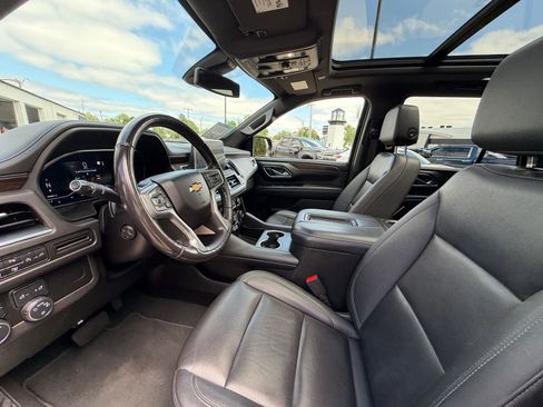 Used 2022 Chevrolet Tahoe LT w/ LT Signature Plus Package AWD/4WD image 4