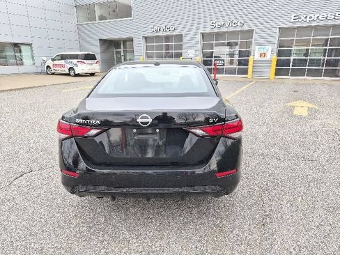 Used 2024 Nissan Sentra SV FWD image 6