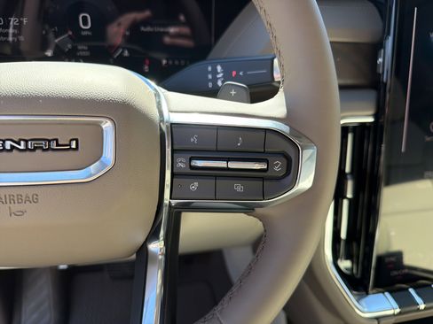 New 2026 GMC Yukon XL Denali image 36