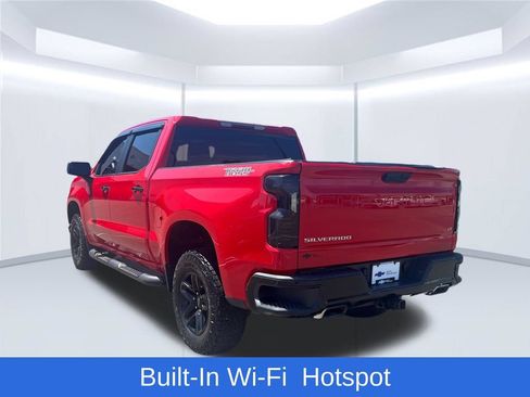 Used 2020 Chevrolet Silverado 1500 LT Trail Boss w/ Convenience Package AWD/4WD image 7