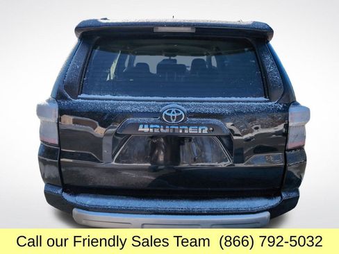 Used 2018 Toyota 4Runner TRD Off-Road Premium image 5