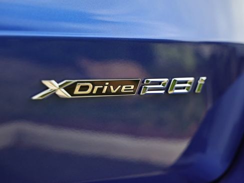 New 2026 BMW X1 xDrive28i w/ Technology Package AWD/4WD image 8