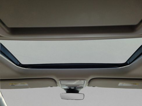 New 2026 Honda Odyssey Touring image 11