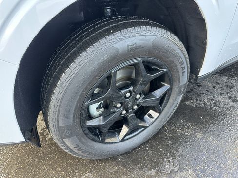 Certified 2022 Ford Maverick XLT w/ Equipment Group 300A Standard image 8