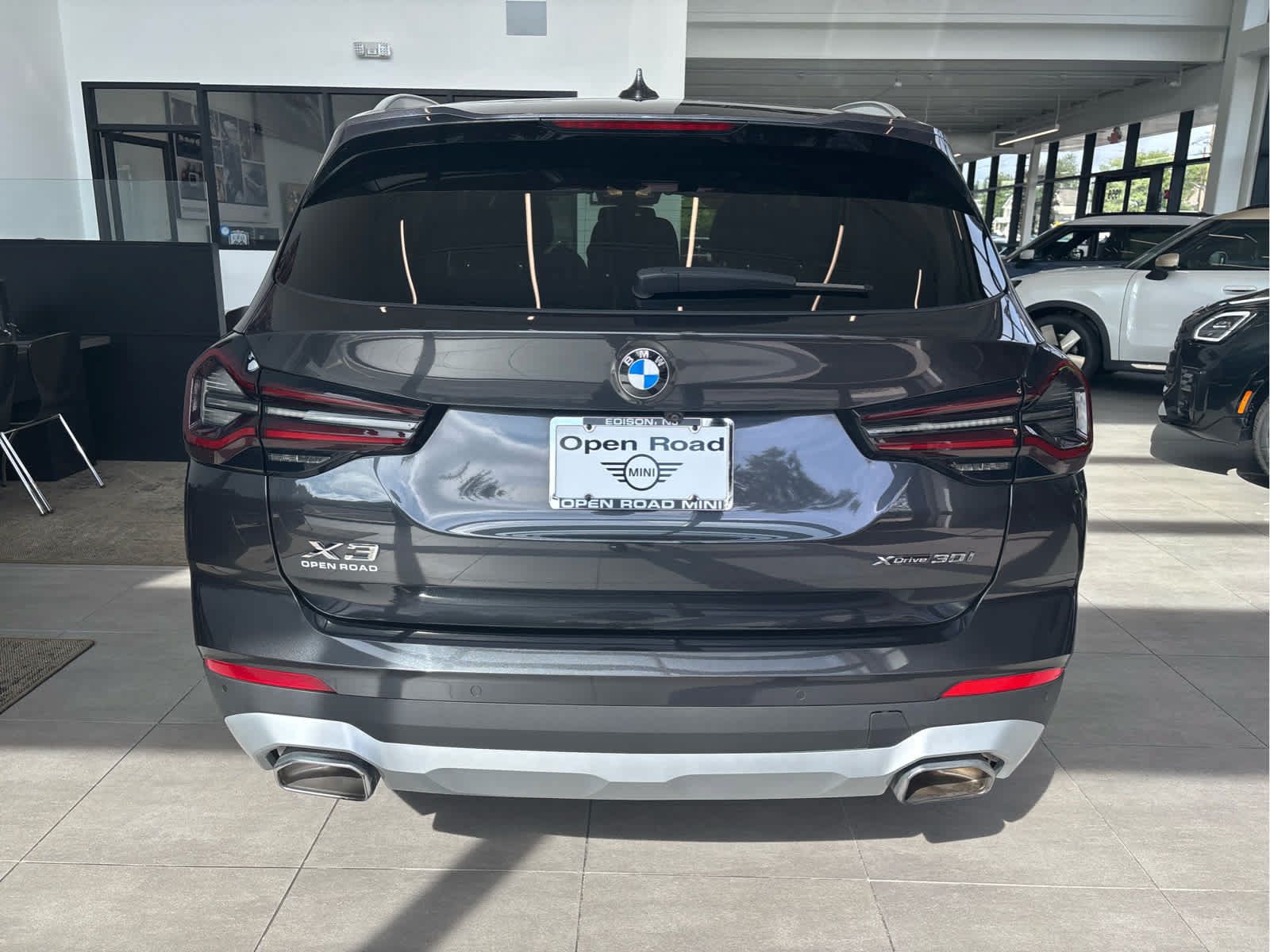 Used 2023 BMW X3 xDrive30i w/ Premium Package AWD/4WD image 6