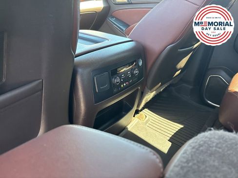 Used 2015 Chevrolet Tahoe LTZ AWD/4WD image 21