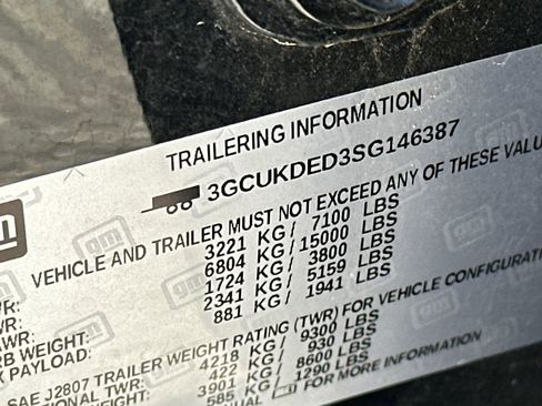 Certified 2025 Chevrolet Silverado 1500 LT image 31