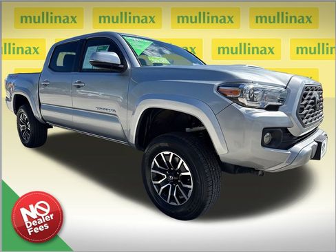 Used 2023 Toyota Tacoma TRD Sport image 1