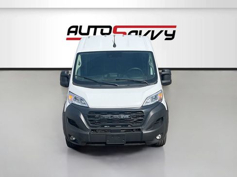 Used 2024 RAM ProMaster 2500 w/ Safety Group FWD image 2