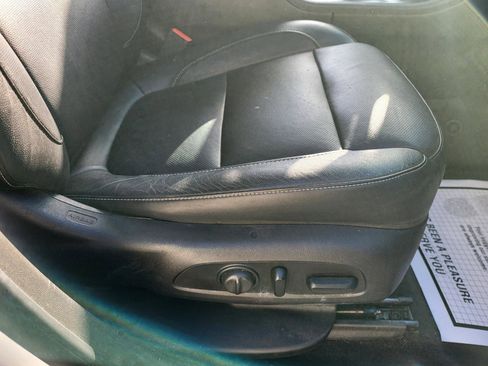 Used 2017 GMC Acadia SLT image 32