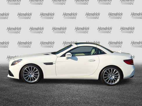 Used 2017 Mercedes-Benz SLC 300 image 7