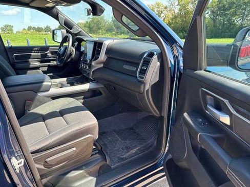 Used 2024 RAM 1500 Big Horn AWD/4WD image 11
