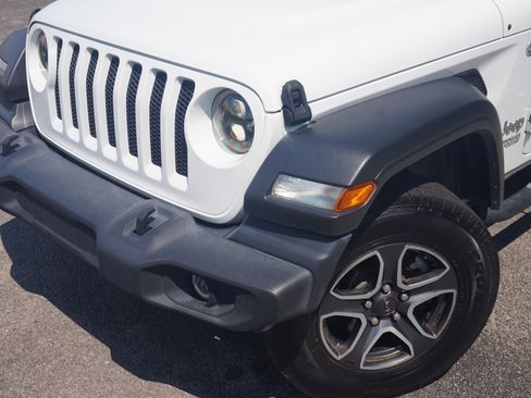 Used 2020 Jeep Wrangler Unlimited Sport S image 13