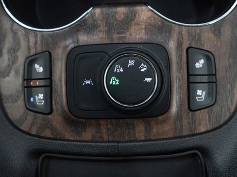 Used 2020 GMC Acadia Denali w/ Denali Ultimate Package image 27