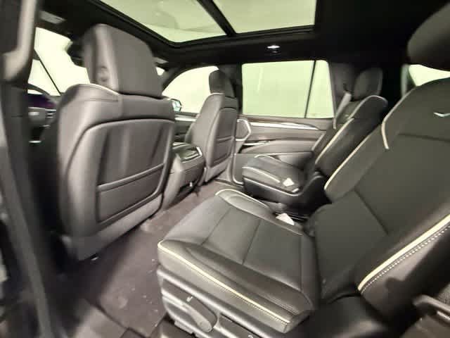 New 2026 Cadillac Escalade Luxury w/ Touring Package AWD/4WD image 28