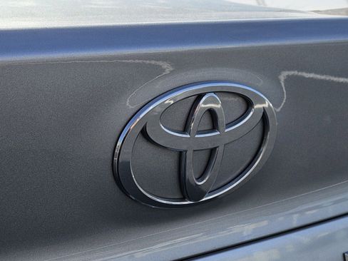Used 2025 Toyota Camry LE image 15