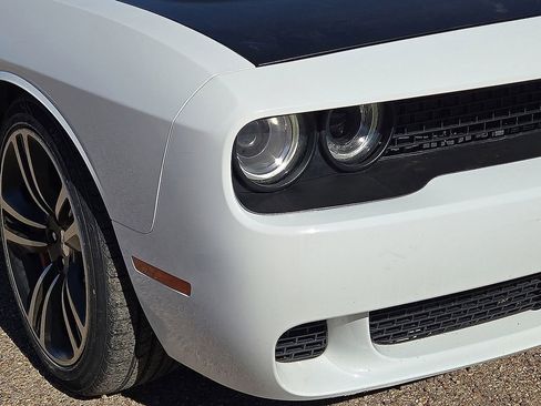 Used 2017 Dodge Challenger SRT Hellcat image 9