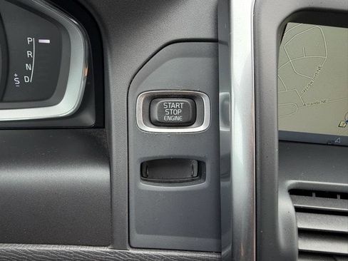 Used 2015 Volvo XC60 T5 Platinum image 49