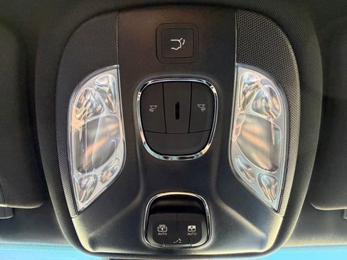 New 2026 Jeep Compass Limited w/ Sun, Sound & Navigation Group AWD/4WD image 23