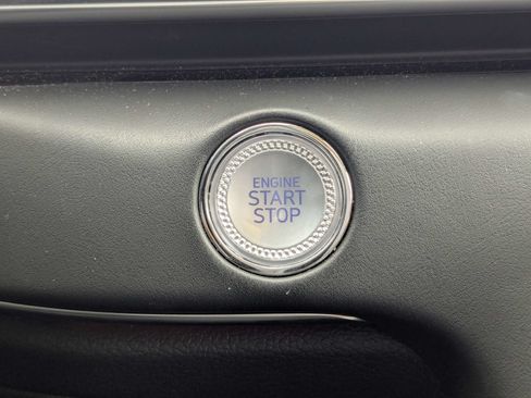 Used 2025 Genesis GV80 2.5T Standard AWD/4WD image 33