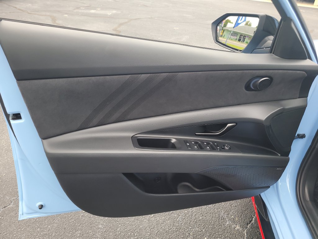 Used 2026 Hyundai Elantra N FWD image 13