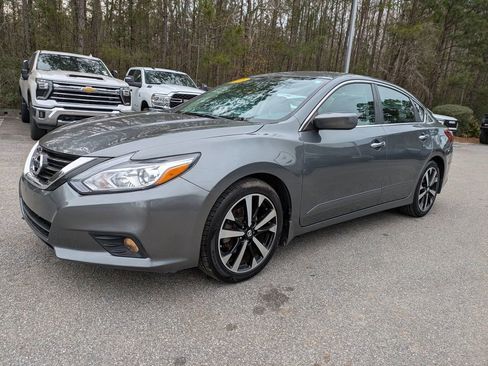 Used 2018 Nissan Altima 2.5 SR image 8