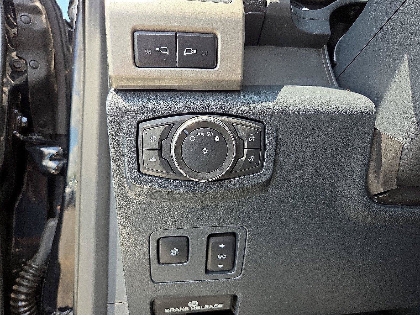 Certified 2022 Ford F250 Lariat w/ Tremor Off-Road Package AWD/4WD image 22