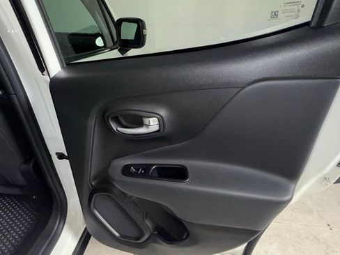 Certified 2023 Jeep Renegade Trailhawk image 14