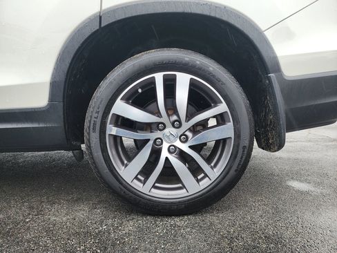 Used 2016 Honda Pilot Touring image 22
