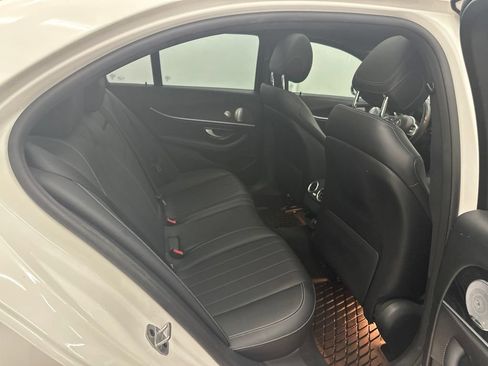 Used 2019 Mercedes-Benz E 300 image 23