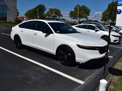 Certified 2024 Honda Accord Sport image 2