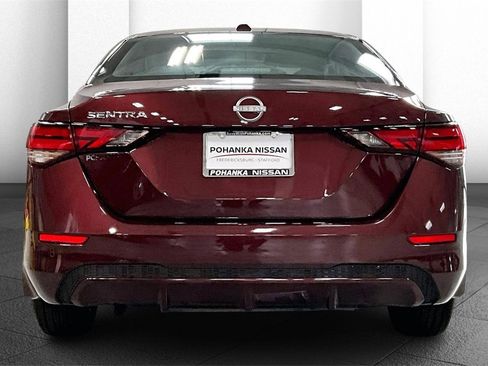 Certified 2025 Nissan Sentra SV image 3