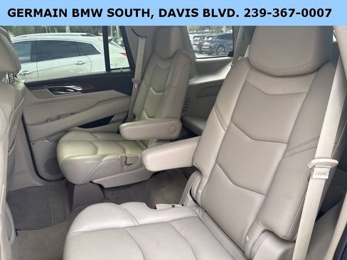 Used 2019 Cadillac Escalade Premium Luxury w/ LPO, Radiant Package image 45