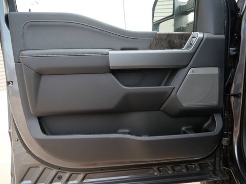 New 2026 Ford F250 Lariat w/ Lariat Premium Package AWD/4WD image 21