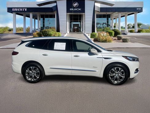 Used 2020 Buick Enclave Avenir w/ Avenir Technology Package image 2