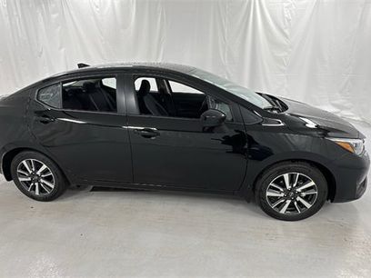 New 2025 Nissan Versa SV w/ Trunk Package