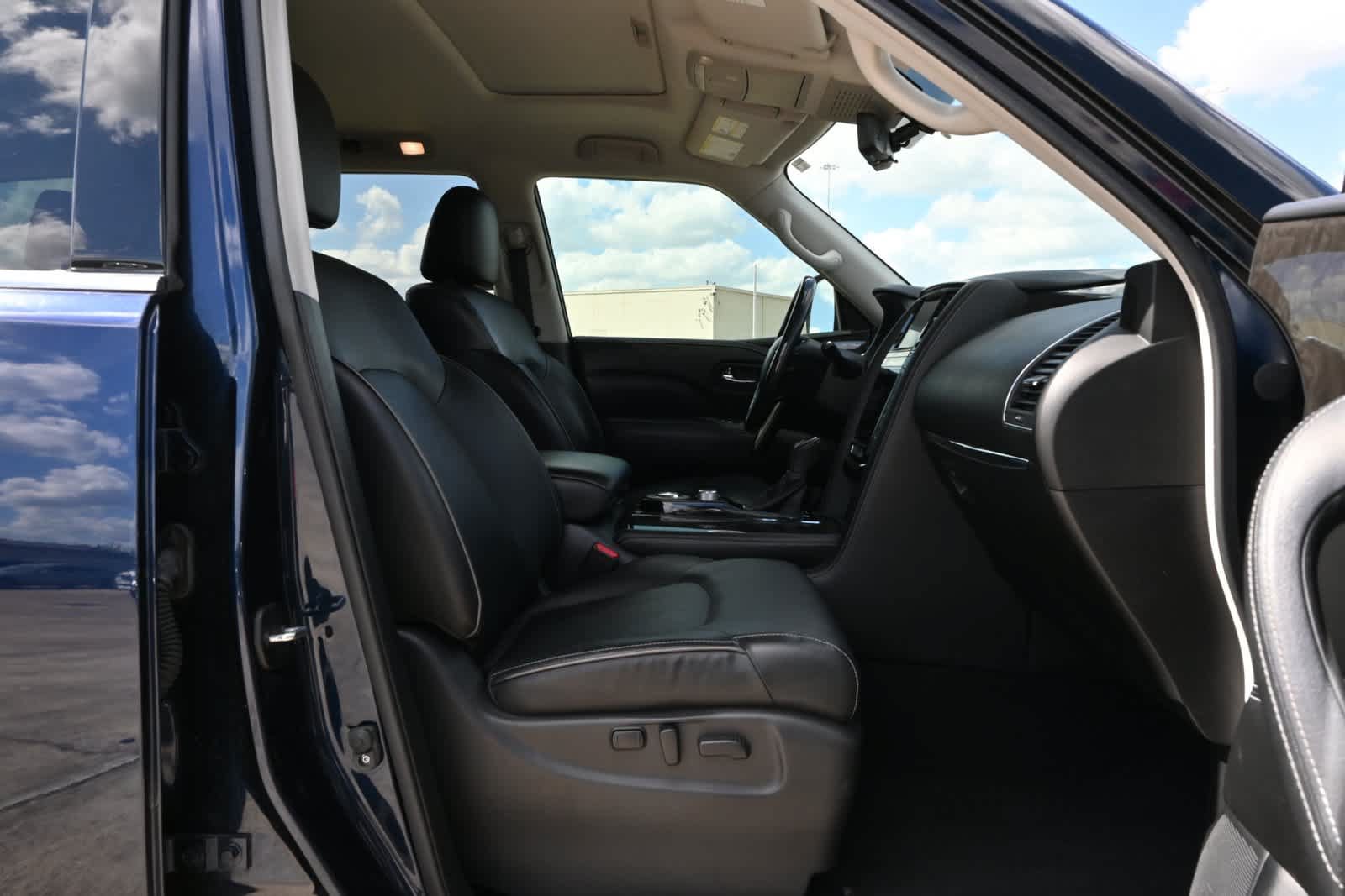 Used 2020 INFINITI QX80 Luxe w/ Proassist Package RWD image 23