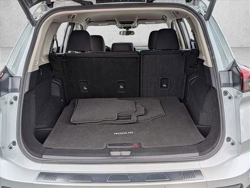 Used 2026 Nissan Rogue SV FWD image 20