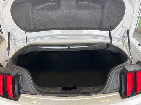 Used 2023 Ford Mustang Premium image 10