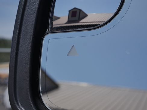 Used 2020 RAM 1500 Laramie image 38