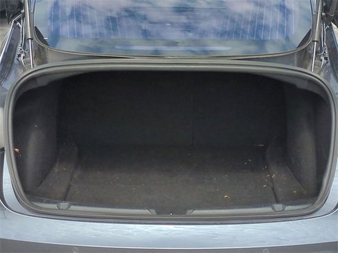 Used 2018 Tesla Model 3 Long Range image 14