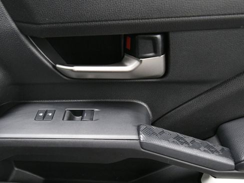 Used 2024 Toyota Tacoma TRD Off-Road image 26